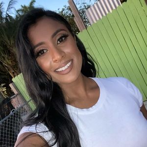 Meet your Posher, Rakhee